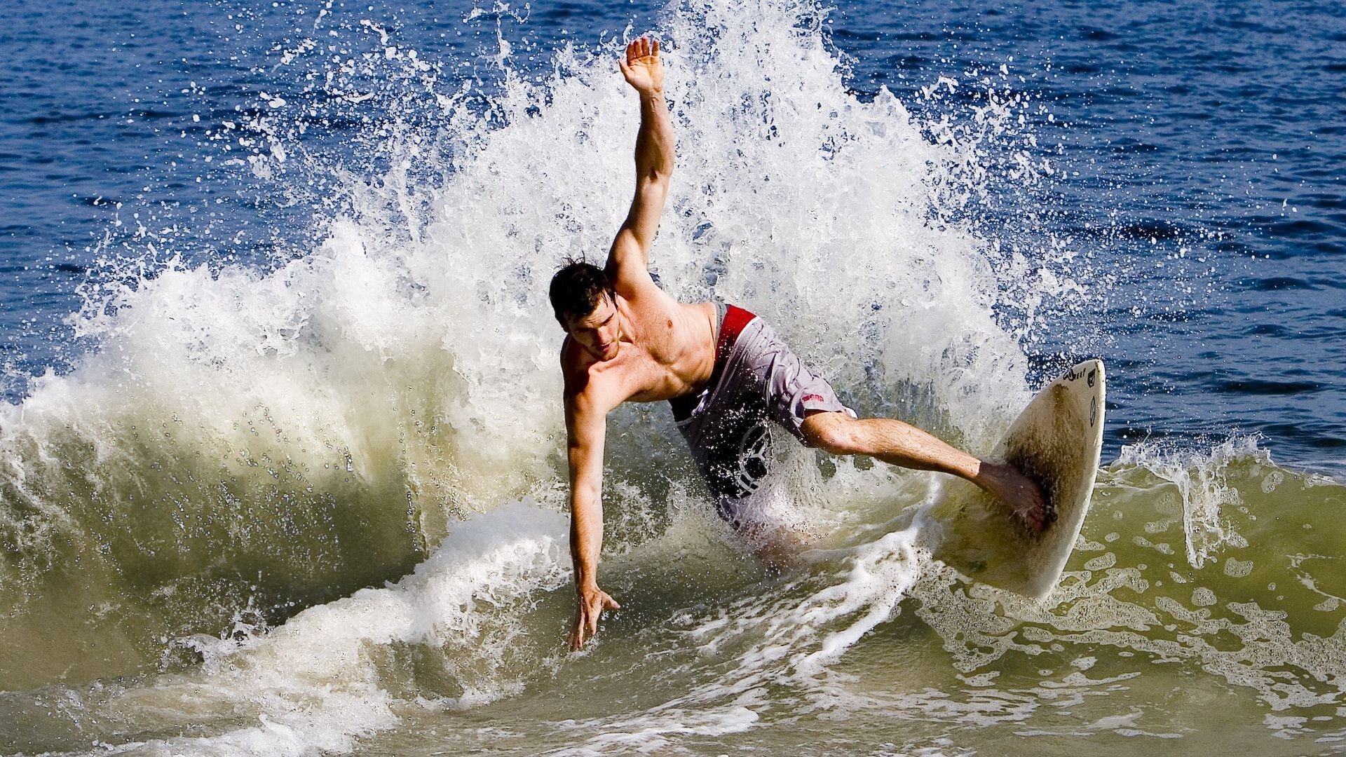 “意甲逆境反击,球队状态逐步回升”,意甲现状