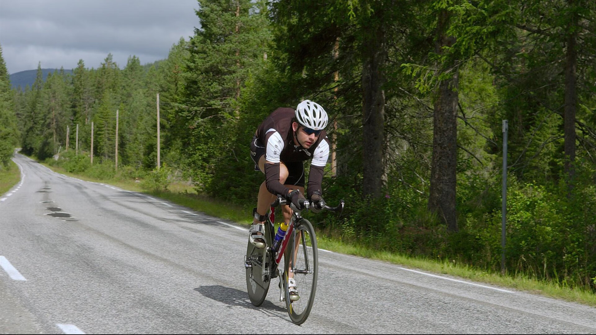 未来电竞场馆设计理念：智能、绿色、互动多维度创新探索，电竞场馆选址